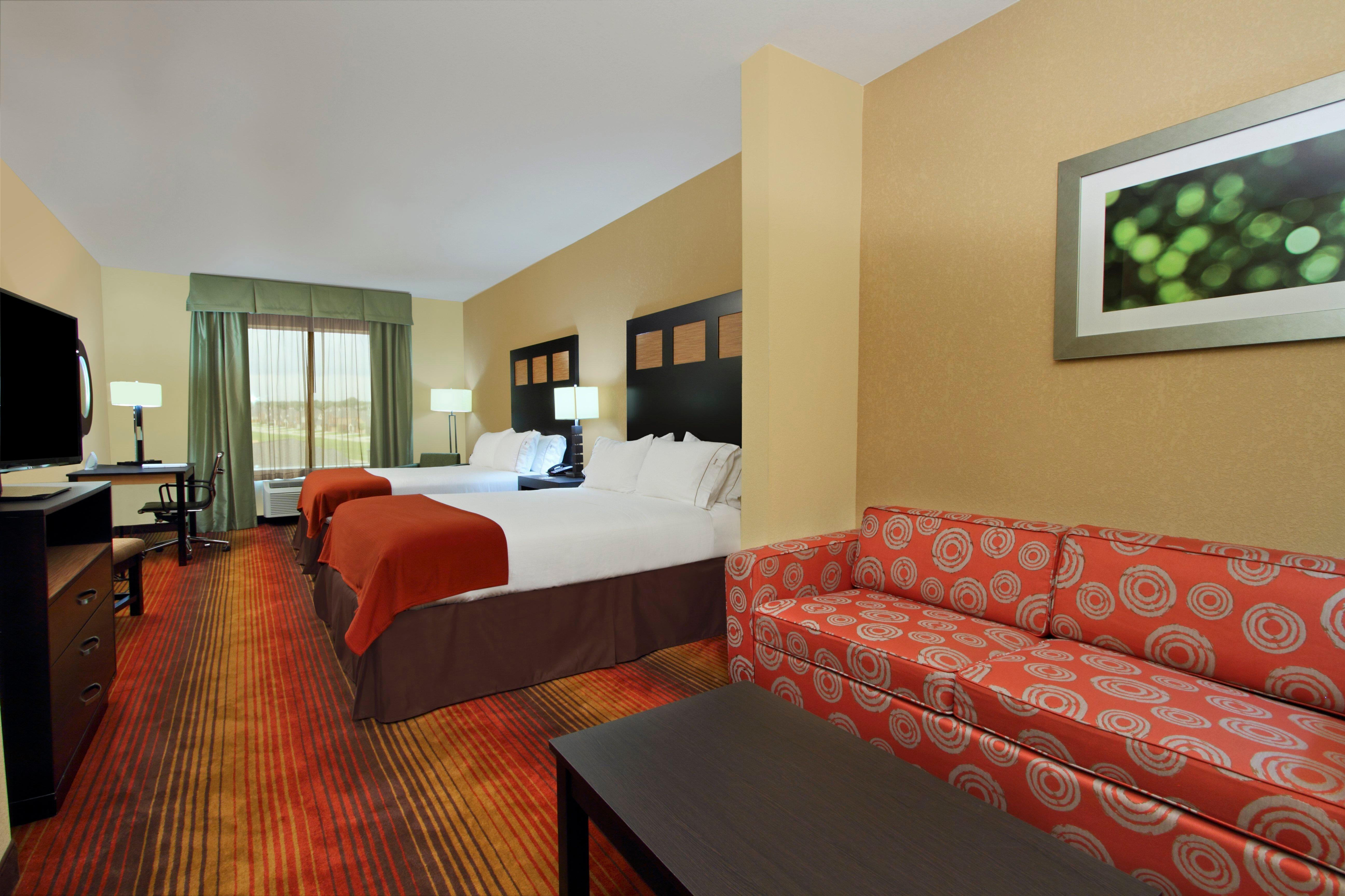 Holiday Inn Express & Suites Houston East - Baytown, An Ihg Hotel Exterior photo